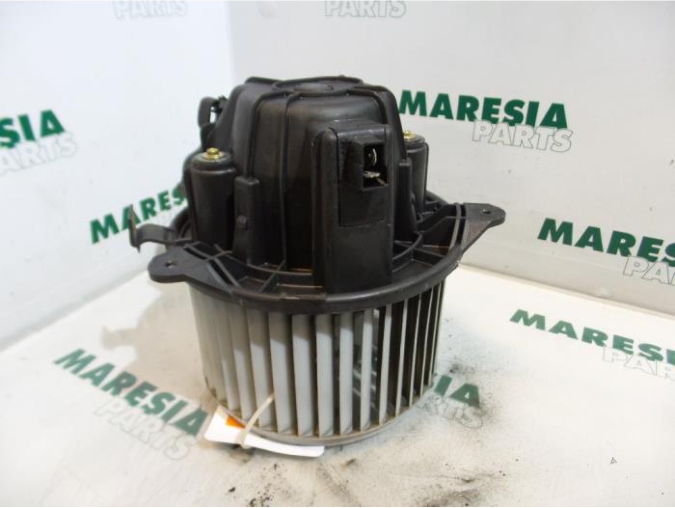 Fiat - Stilo - Heating and ventilation fan motor