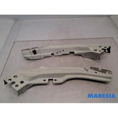 Peugeot - Expert - Front panel
