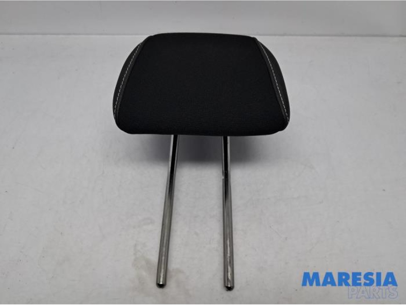 Citroen - DS3 - Headrest