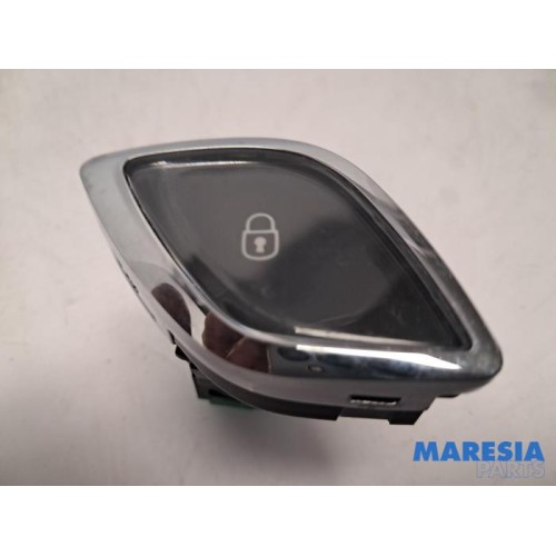 Citroen - DS3 - Central locking switch