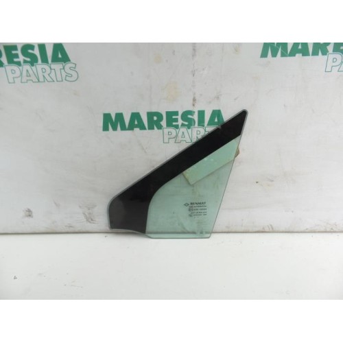 Renault - Megane Scenic - Quarter light, front left