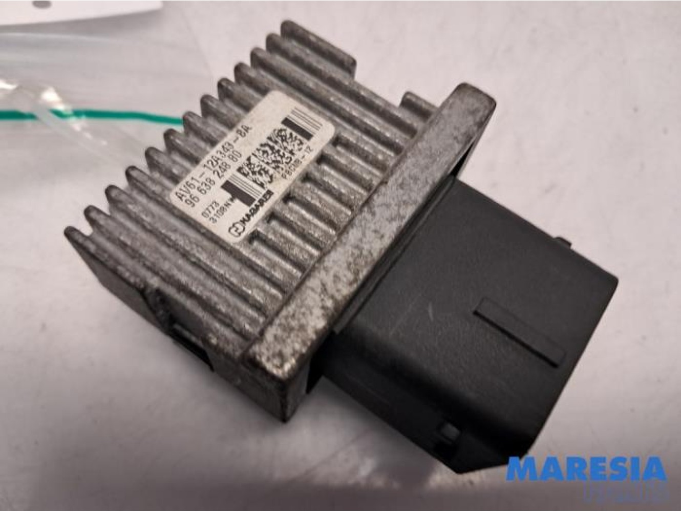 Peugeot - Expert - Glow plug relay