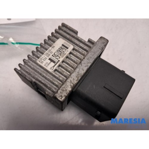 Peugeot - Expert - Glow plug relay