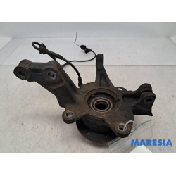 Renault - Clio - Knuckle, front right