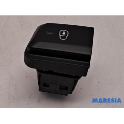 Peugeot - 2008 - Central locking switch