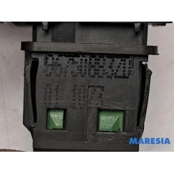Peugeot - 2008 - Central locking switch