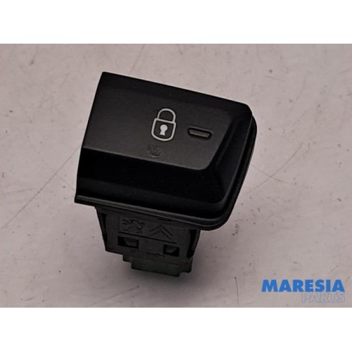 Peugeot - 2008 - Central locking switch
