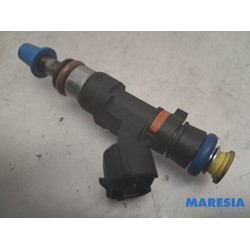 Renault - Clio - Injector (petrol injection)