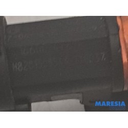 Renault - Clio - Injector (petrol injection)