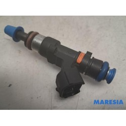 Renault - Clio - Injector (petrol injection)