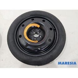 Alfa Romeo - Giulietta - Krikset + reservewiel