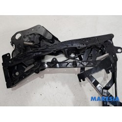 Renault - Megane - Convertible top hinge