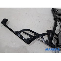 Renault - Megane - Convertible top hinge