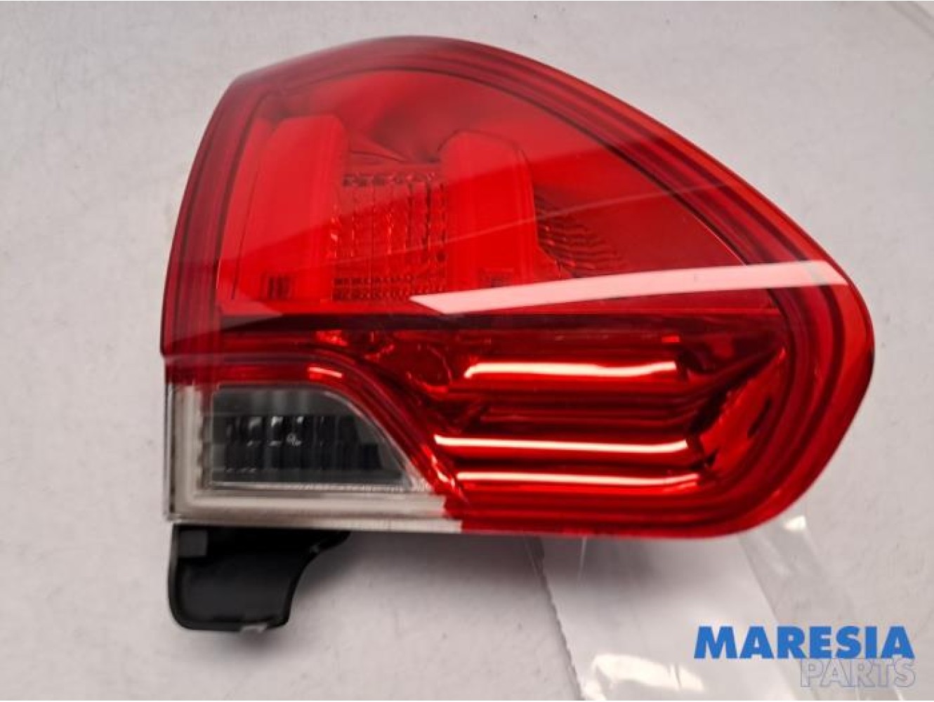 Peugeot - 2008 - Taillight, left