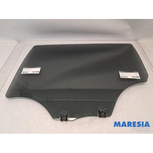 Peugeot - 2008 - Portierruit 4Deurs links-achter