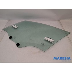 Peugeot - 2008 - Door window 4-door, front left