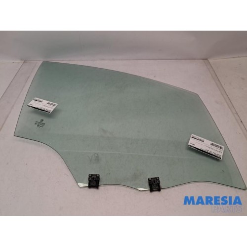 Peugeot - 2008 - Door window 4-door, front right