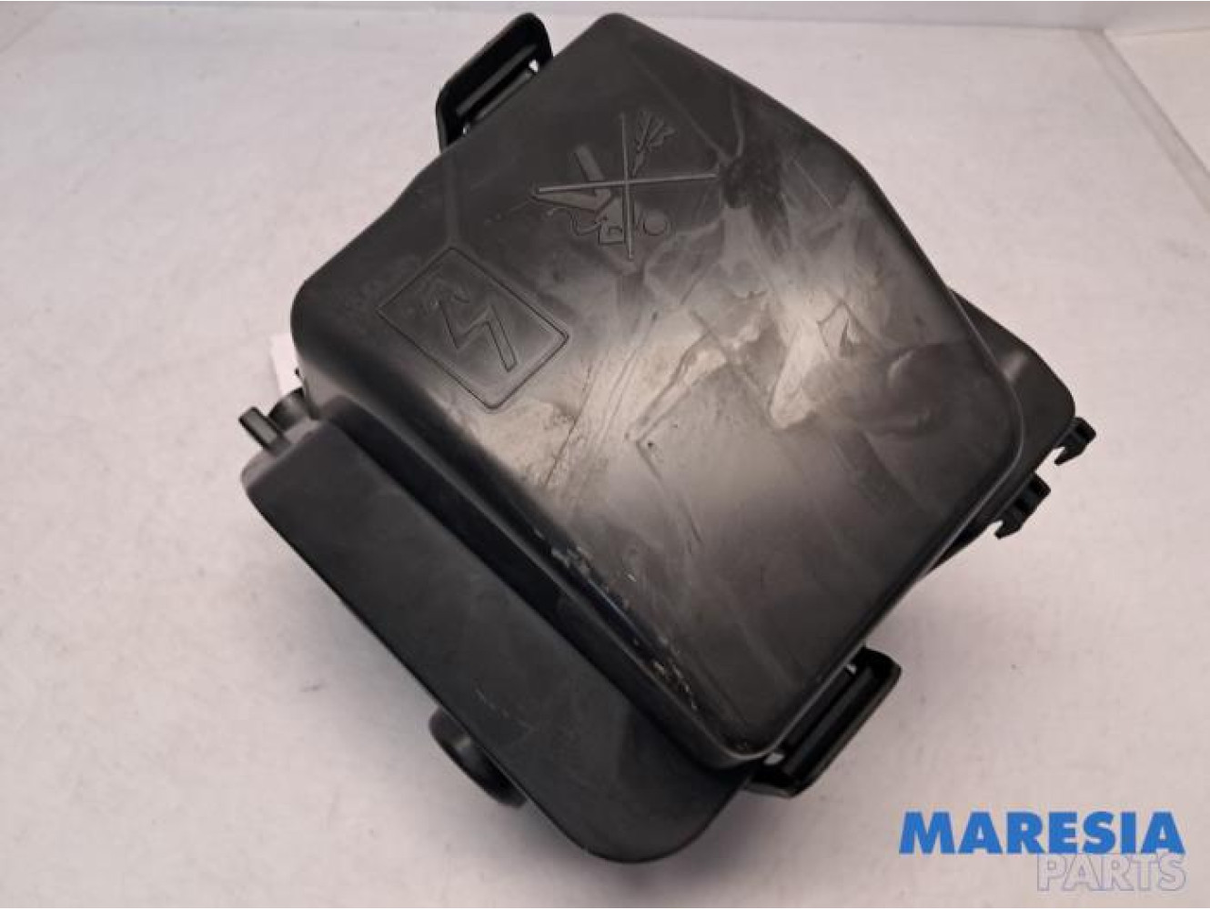 Renault - Clio - Fuse box