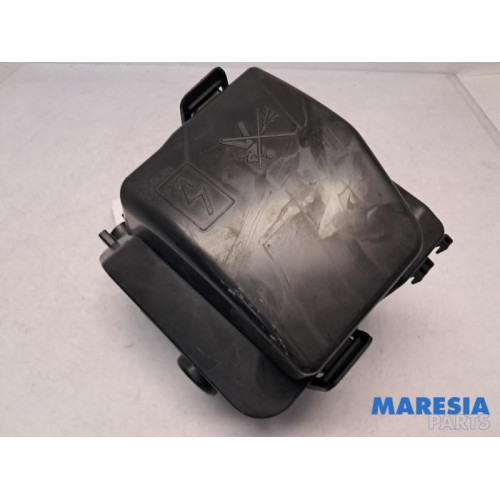 Renault - Clio - Fuse box