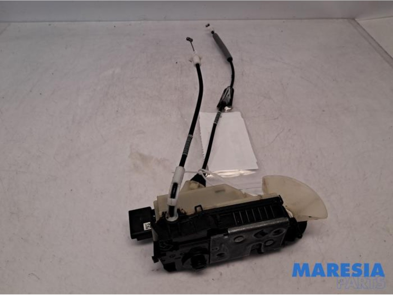 Peugeot - 2008 - Door lock mechanism 4-door, front left