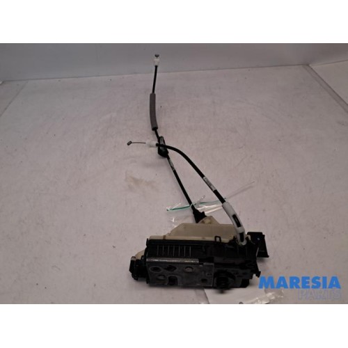 Peugeot - 2008 - Front door lock mechanism 4-door, right
