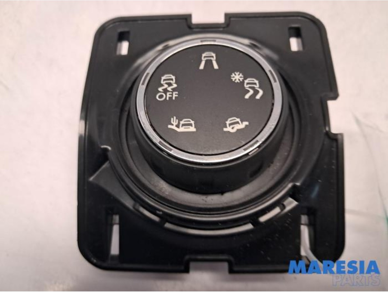 Peugeot - 2008 - ESP switch