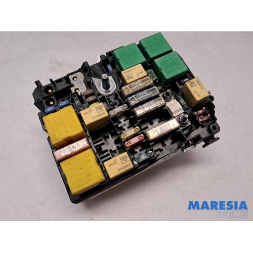 Peugeot - 2008 - Fuse box