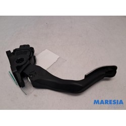 Peugeot - 2008 - Gaspedal