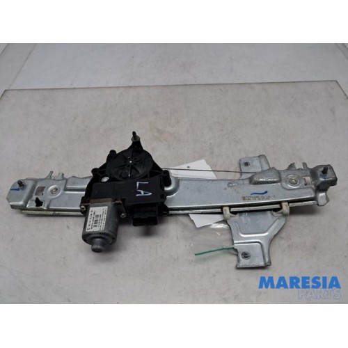 Peugeot - 2008 - Rear door window mechanism 4-door, left