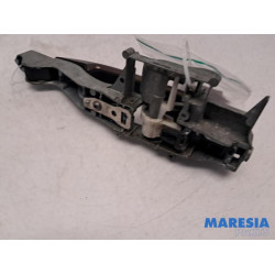 Peugeot - 2008 - Front door handle 4-door, right