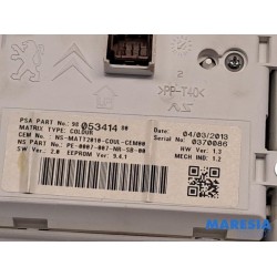 Peugeot - 2008 - Instrument panel