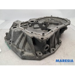 Renault - Clio - Gearbox casing