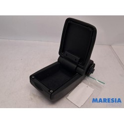 Alfa Romeo - Giulietta - Armrest
