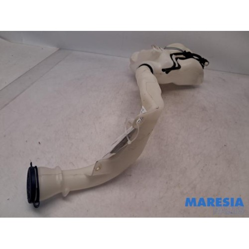 Citroen - DS3 - Front windscreen washer reservoir