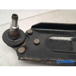Renault - Megane - Front lower wishbone, right