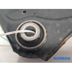 Renault - Megane - Querlenker unten links vorne