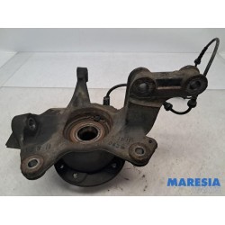 Renault - Megane - Fusee links-voor