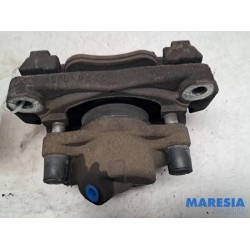 Renault - Megane - Front brake calliper, right