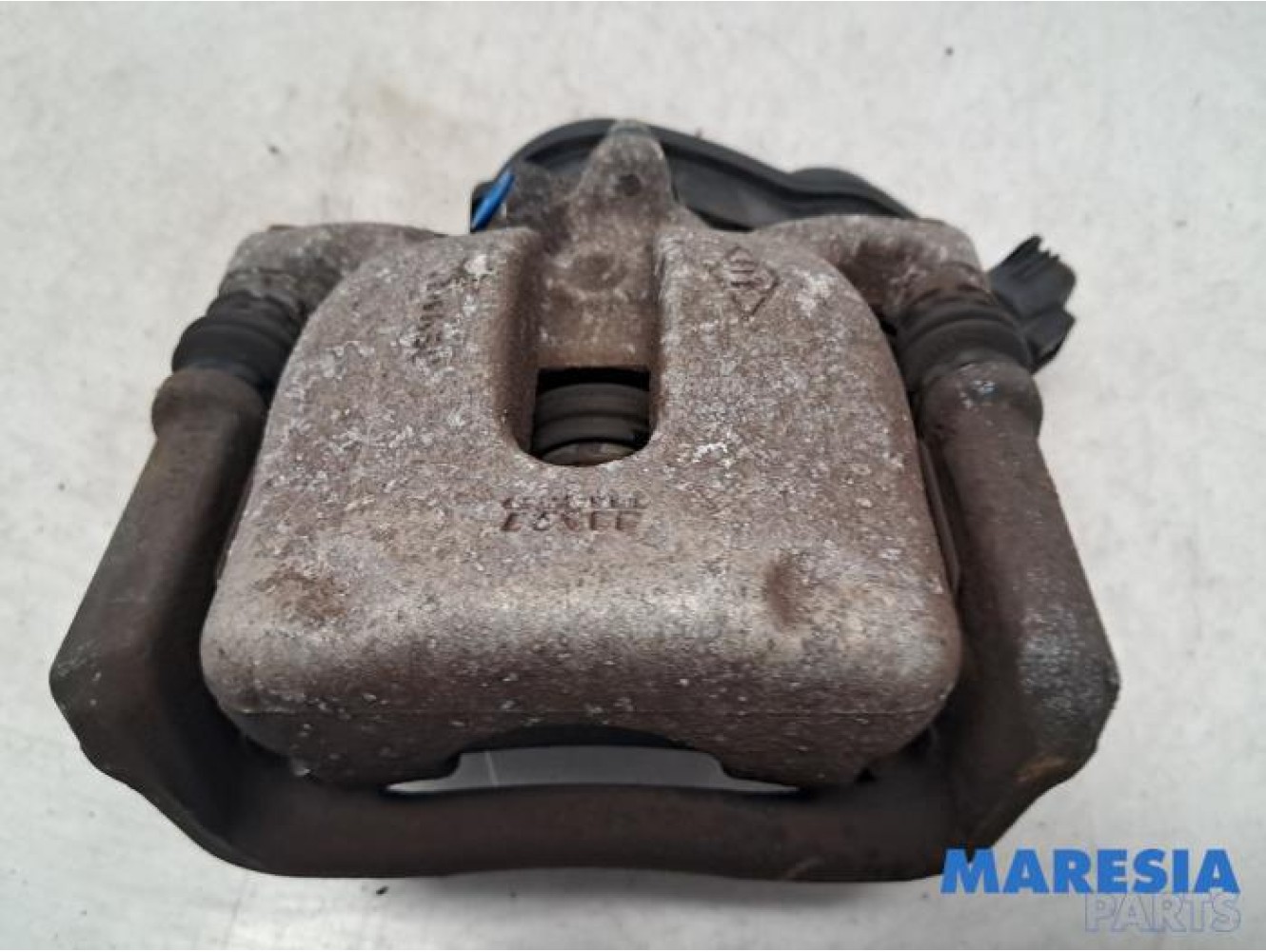 Renault - Megane - Rear brake calliper, left