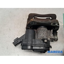 Renault - Megane - Rear brake calliper, right