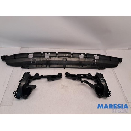 Peugeot - 2008 - Bumpersteun midden-achter