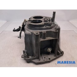 Renault - Clio - Gearbox casing