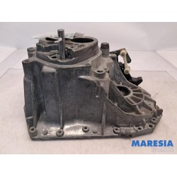 Renault - Clio - Gearbox casing