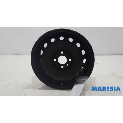 Renault - Twingo - Wheel