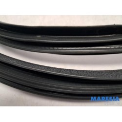 Alfa Romeo - Giulietta - Rear door seal 4-door, right