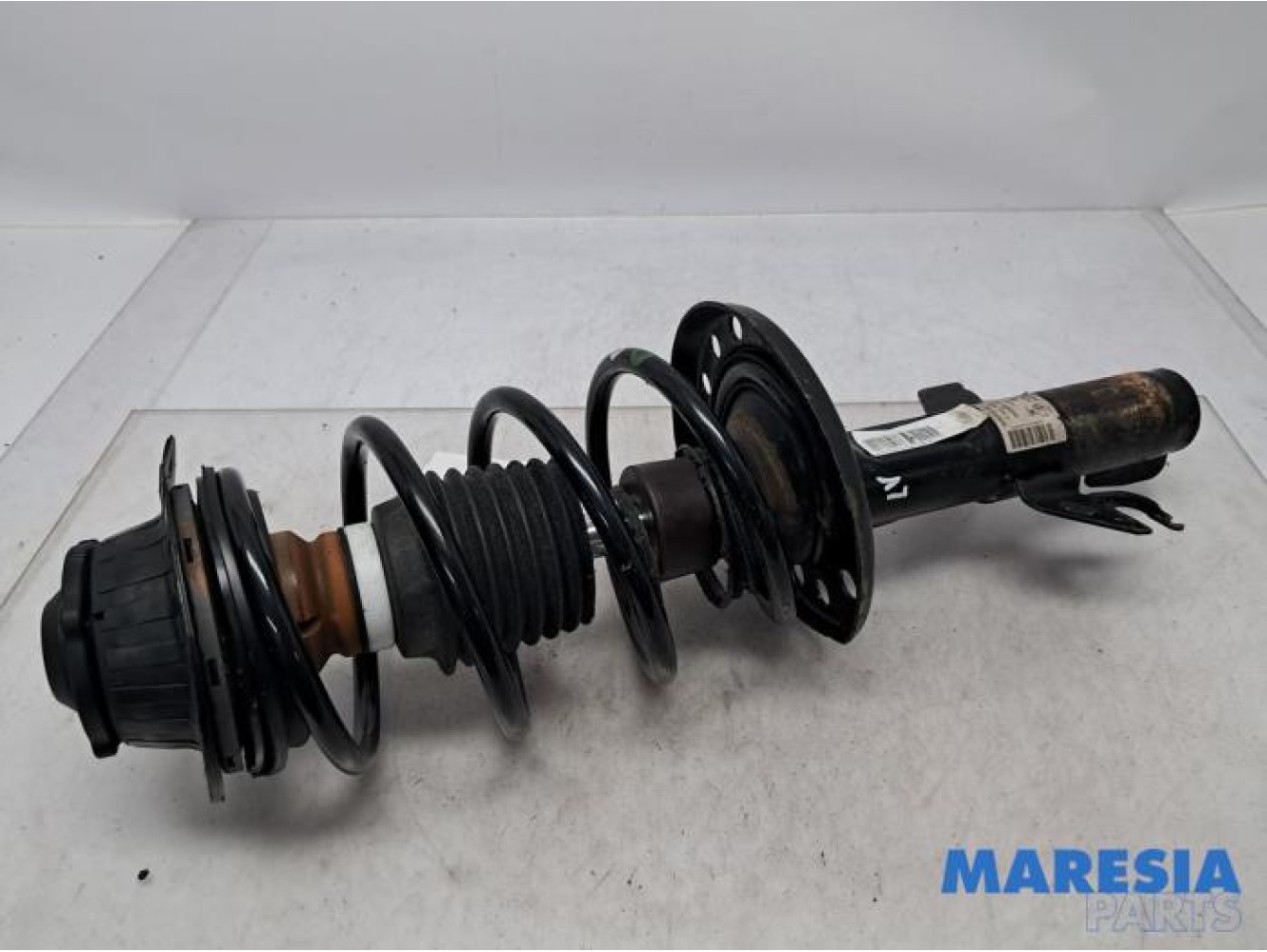 Alfa Romeo - Giulietta - Front shock absorber rod, left