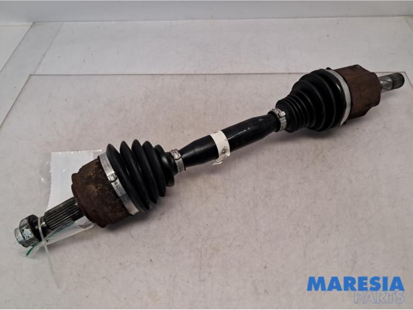 Alfa Romeo - Giulietta - Aandrijfas links-voor