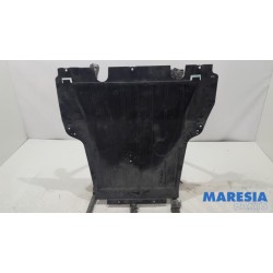 Renault - Clio - Engine protection panel