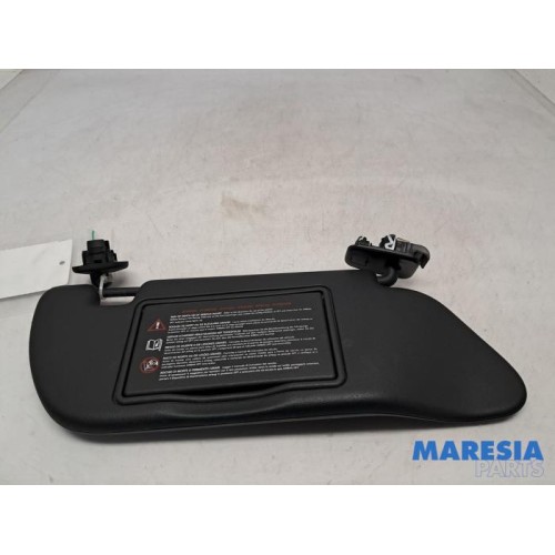Renault - Megane - Sun visor
