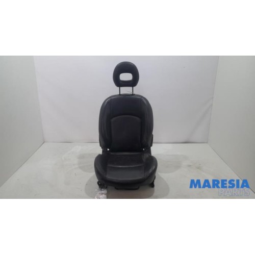 Peugeot - 206 - Stoel links